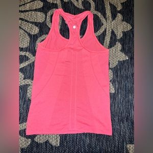 Lululemon Swiftly Tech Tank